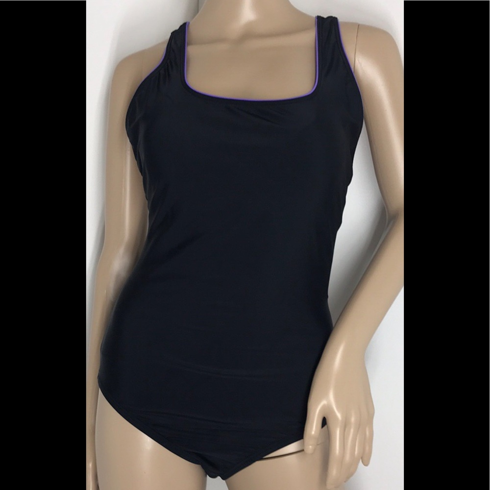 Speedo Women’s One Piece Swimsuit - Brand New